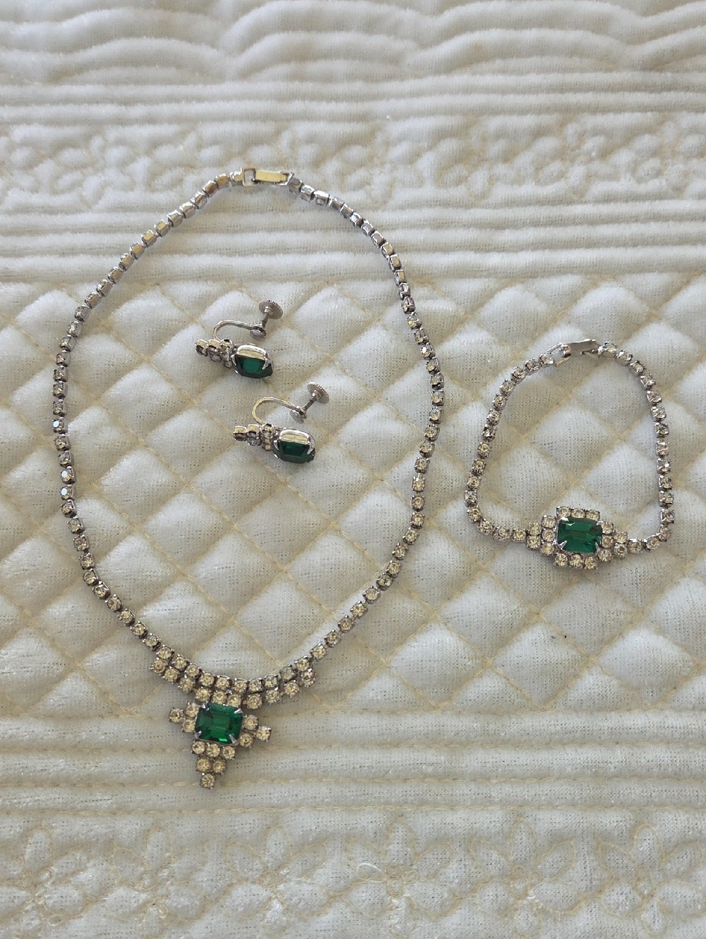 Vintage Clear & Emerald Green Rhinestone Jewelry Set